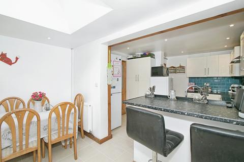 83 Pendrea Park, North Roskear, Camborne, TR14 8PQ