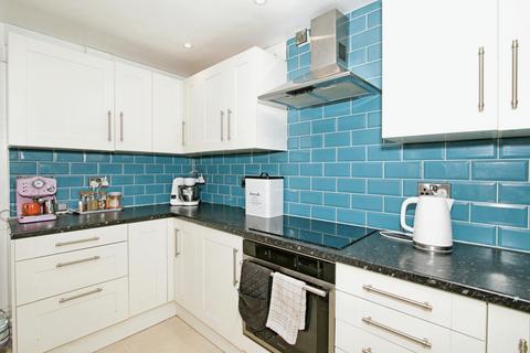 83 Pendrea Park, North Roskear, Camborne, TR14 8PQ