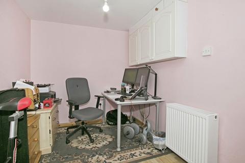 83 Pendrea Park, North Roskear, Camborne, TR14 8PQ