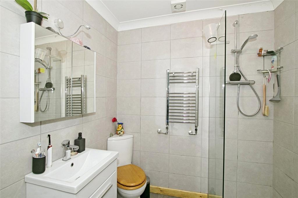Upstairs Shower
