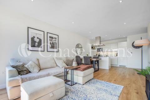 2 bedroom apartment for sale, Bow Garden Square, St. Paul's Way, Bow, E3