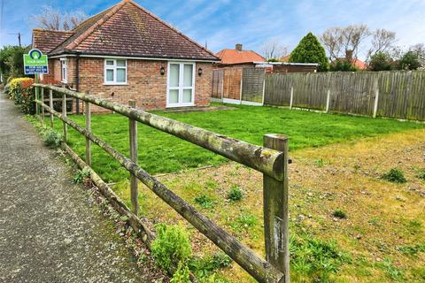 2 bedroom bungalow for sale, Holness Road, Canterbury CT3