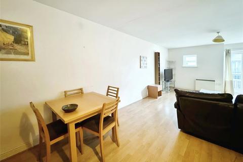 3 bedroom flat to rent, Bingley Court, Kent CT1