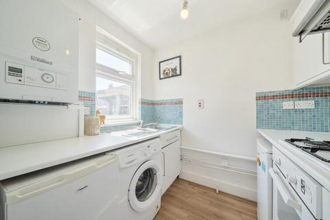 1 bedroom flat for sale, Heath Road, Battersea