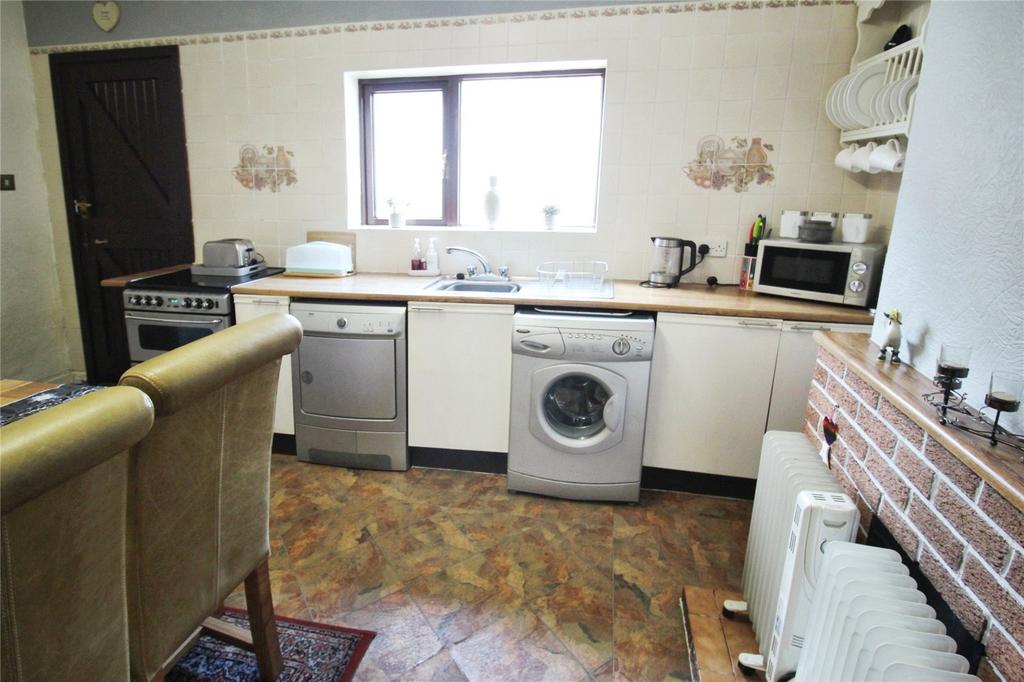 Kitchen 2