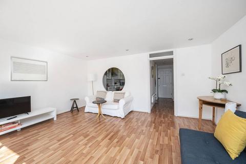 3 bedroom maisonette to rent, Patriot Square, Bethnal Green, London, E2