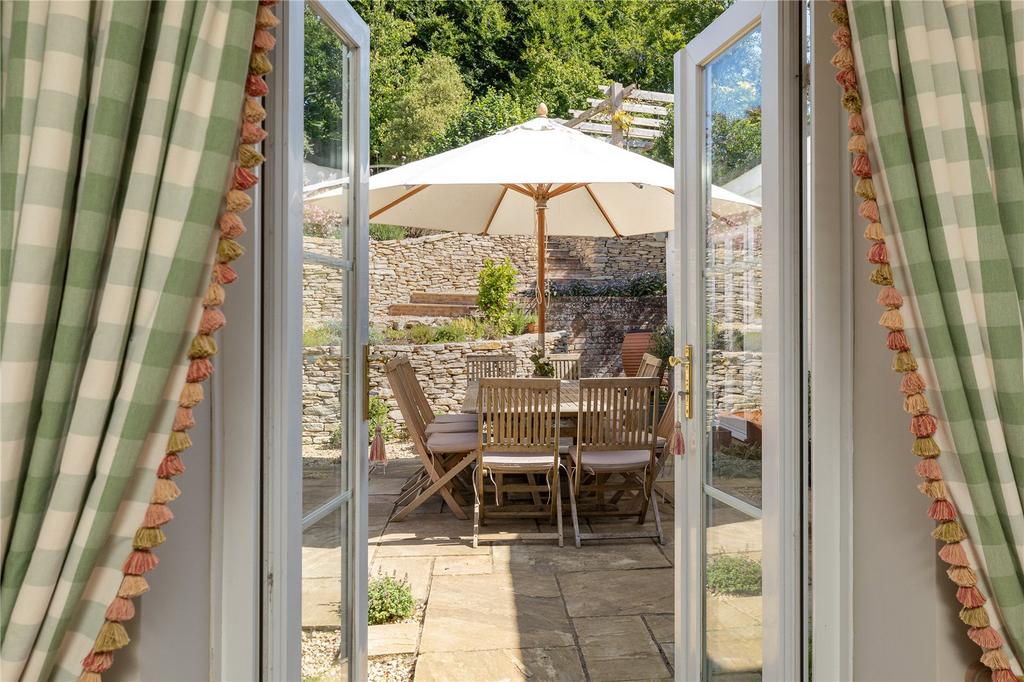 Sitting Room Outside