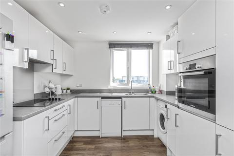 2 bedroom penthouse for sale, Alice Court, Burgess Hill, West Sussex, RH15