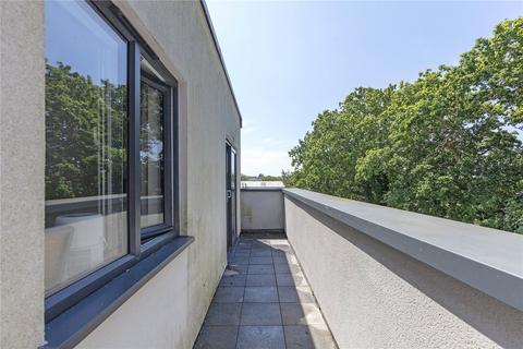 2 bedroom penthouse for sale, Alice Court, Burgess Hill, West Sussex, RH15