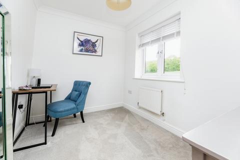 5 Coach Road, Wentworth, Rotherham, S62 7UA