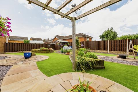 4 Walton Close, High Green, Sheffield, S35 4FJ
