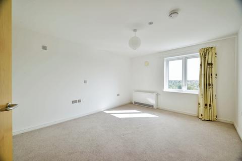 1 bedroom flat for sale, Pilots View, Kent ME4