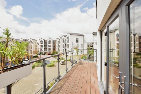 10 Augustus Way, St Marys Island, Chatham, ME4 3AW