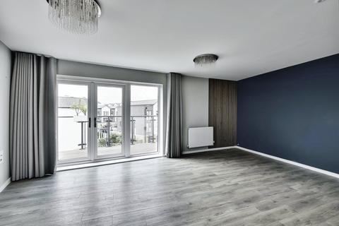 10 Augustus Way, St Marys Island, Chatham, ME4 3AW