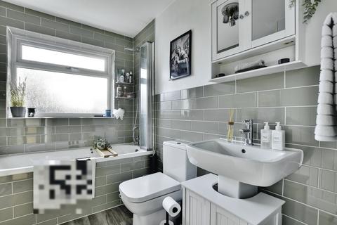 34 Upper Luton Road, Chatham, ME5 7BG