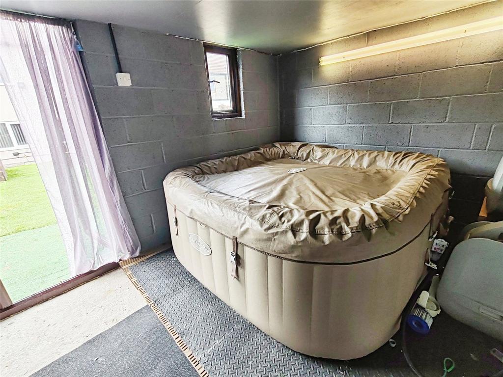 Hot Tub