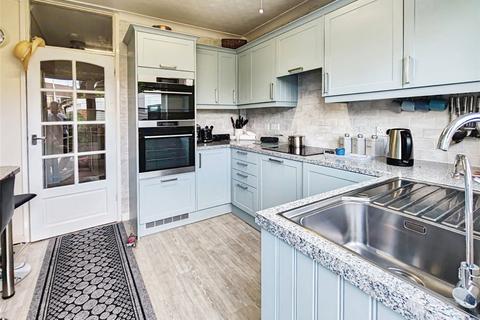 30 Highview Drive, Chatham, ME5 9UN