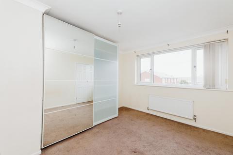 2 bedroom flat for sale, Holburn Way, Ryton NE40