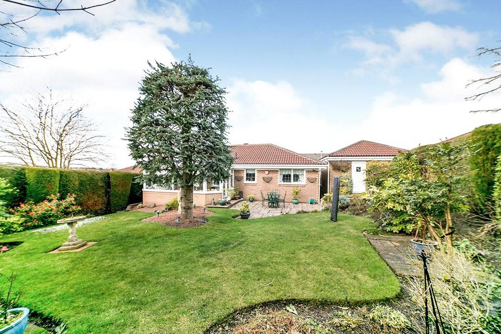 Bracken Way, Ryton NE40 3 bed bungalow for sale - £325,000