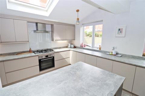 3 bedroom semi-detached house for sale, St. Agnes Gardens West, Tyne and Wear NE40