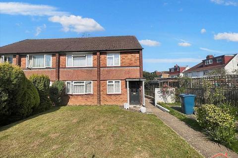 2 Summit Close, Edgware, HA8 6EJ