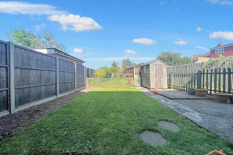 2 Summit Close, Edgware, HA8 6EJ