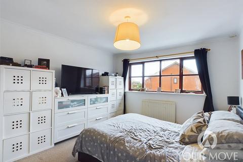 3 bedroom semi-detached house for sale, Sandhurst Avenue, Crewe CW2