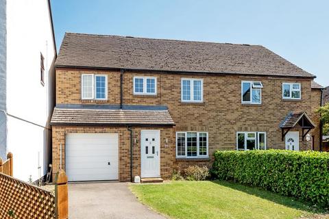 61 Manor Road, Witney, OX28 3UE