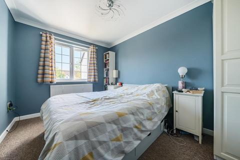 61 Manor Road, Witney, OX28 3UE