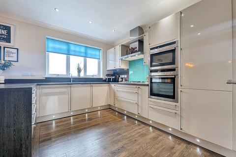 7 Keekle Meadows Road, Cleator Moor, CA25 5RW