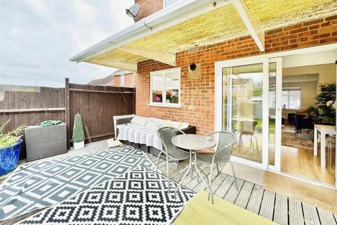 24 Sinclair Way, Dartford, DA2 7JS