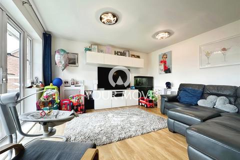 15 Laurence Rise, Dartford, DA2 6FX
