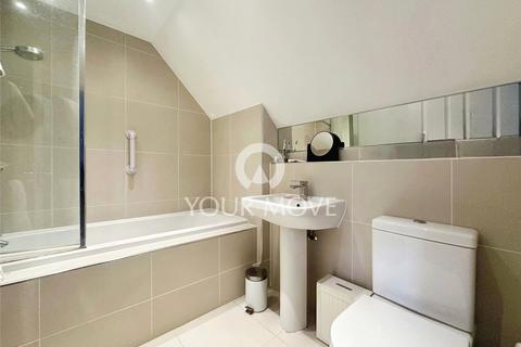 2a Murray Drive, Stone, DA2 6FS