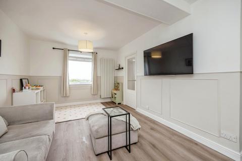 99 Langlaw Road, Mayfield, Dalkeith, EH22 5AR