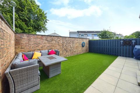 29 Broomieknowe Gardens, Bonnyrigg, EH19 2JE