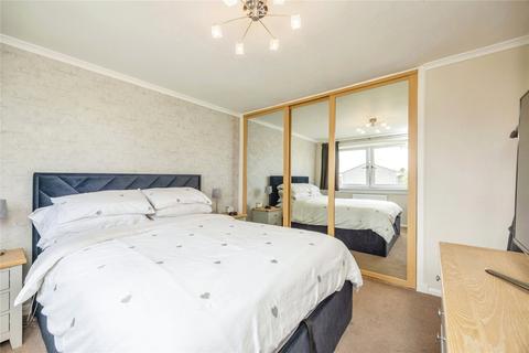 29 Broomieknowe Gardens, Bonnyrigg, EH19 2JE