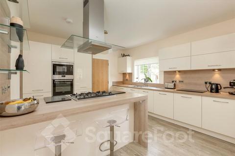 35 Lowrie Gait, South Queensferry, EH30 9AB