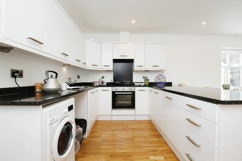 2 bedroom flat for sale, Deanery Court, Darlington, Durham, DL3