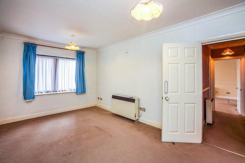 2 bedroom flat for sale, Ranelagh Road, Kent CT14