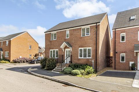 4 bedroom detached house for sale, Heol Y Nant, Pontyclun CF72