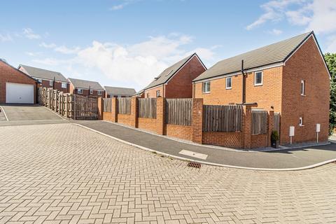 4 bedroom detached house for sale, Heol Y Nant, Pontyclun CF72