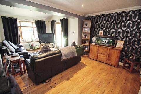 1 Hatfield Road, Thorne, Doncaster, DN8 5QZ