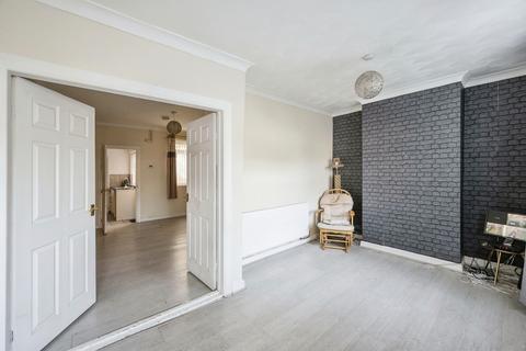 24 Kings Crescent, Edlington, Doncaster, DN12 1BD