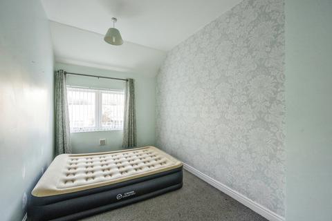 24 Kings Crescent, Edlington, Doncaster, DN12 1BD