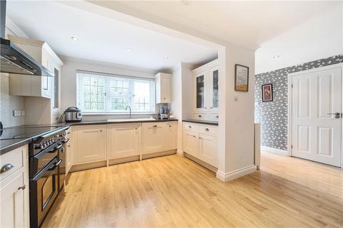 9 The Watergate, Watford, WD19 5AS