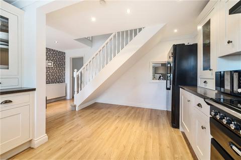 9 The Watergate, Watford, WD19 5AS