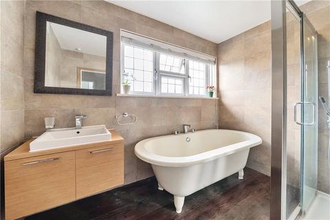 9 The Watergate, Watford, WD19 5AS