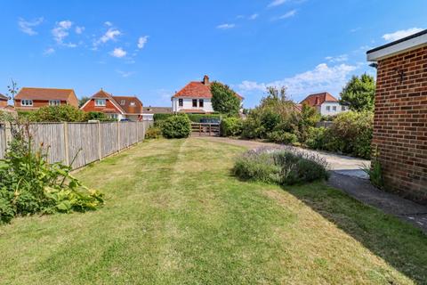 3 bedroom detached house for sale, Chichester Avenue, Hayling Island