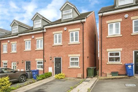 3 bedroom end of terrace house for sale, Harper Rise, Doncaster DN12