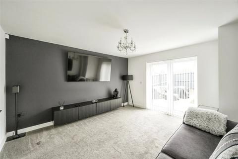 3 bedroom end of terrace house for sale, Harper Rise, Doncaster DN12